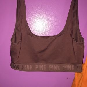 sports bra